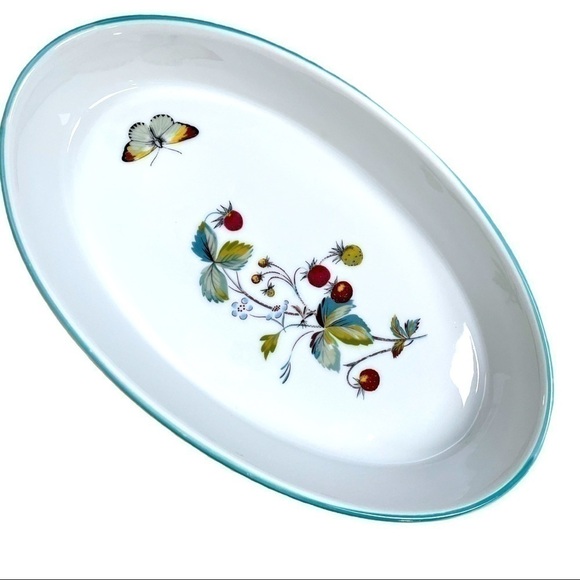 🔥ROYAL Worcester Flameproof Porcelain Oval Dish, Strawberry Design, EUC - Picture 1 of 7